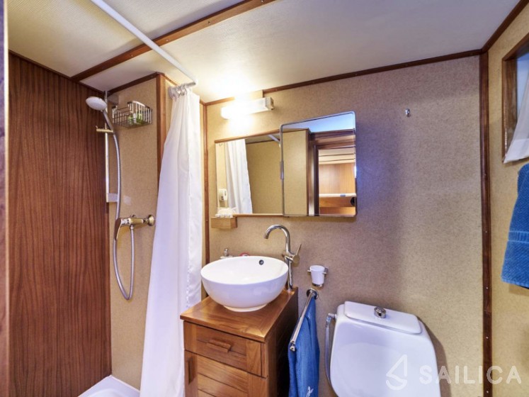 Gulet - Yacht Charter Sailica