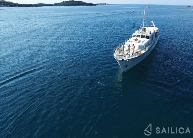 Gulet - Yacht Charter Sailica