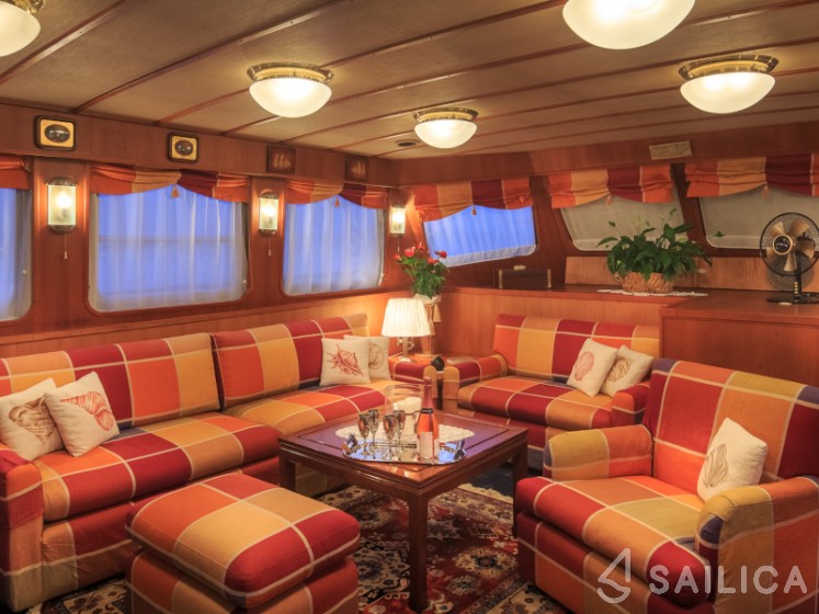 Gulet - Yacht Charter Sailica