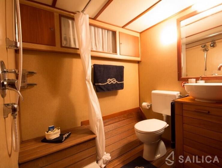 Gulet - Yacht Charter Sailica