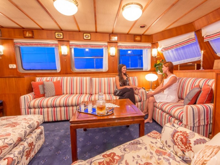 Gulet - Yacht Charter Sailica