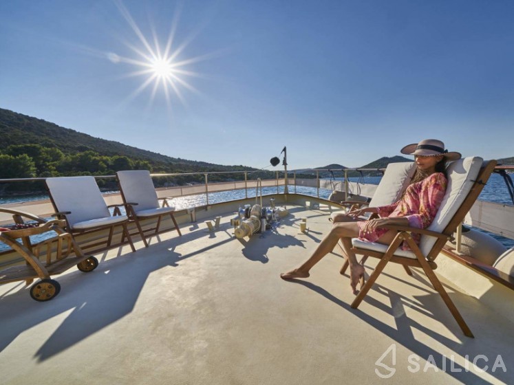 Gulet - Yacht Charter Sailica
