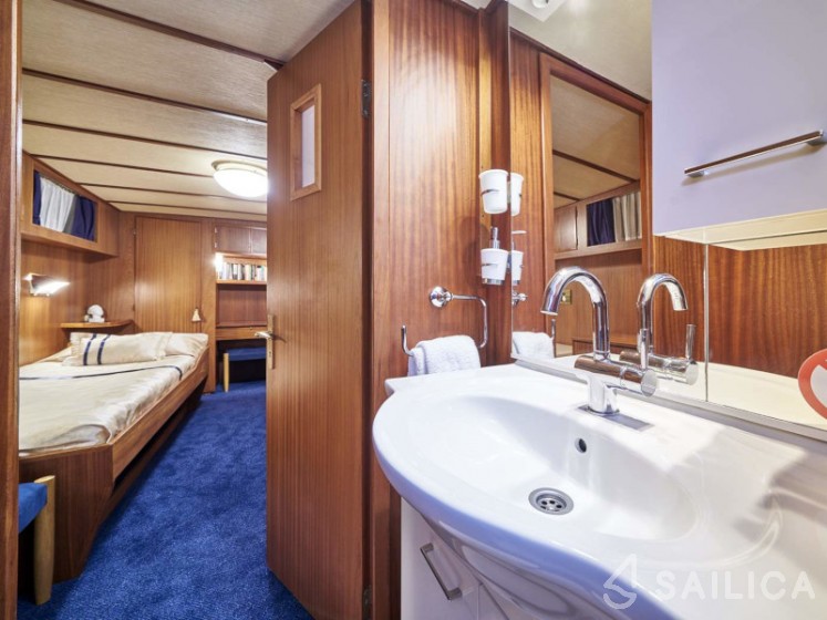 Gulet - Yacht Charter Sailica
