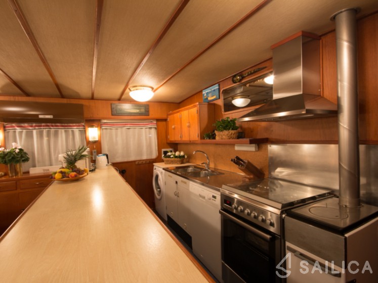 Gulet - Yacht Charter Sailica