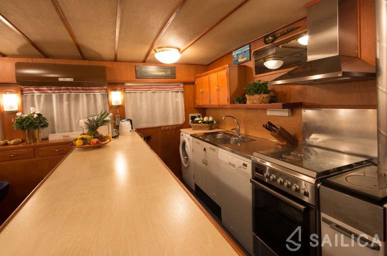 Gulet - Yacht Charter Sailica