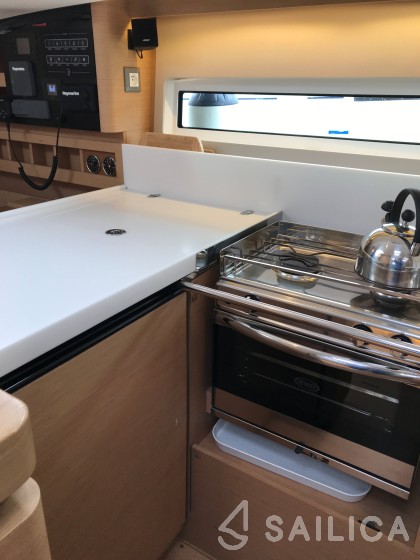 Sun Odyssey 440 - Yacht Charter Sailica