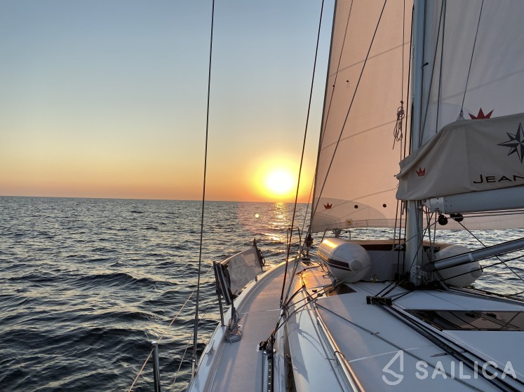 Sun Odyssey 440 - Yacht Charter Sailica