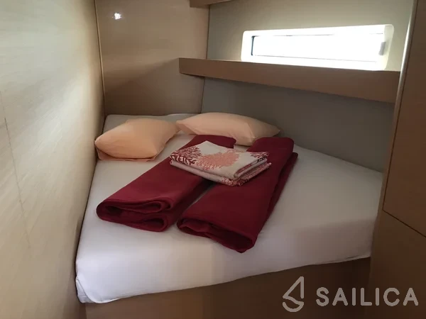 Sun Odyssey 440 - Yacht Charter Sailica