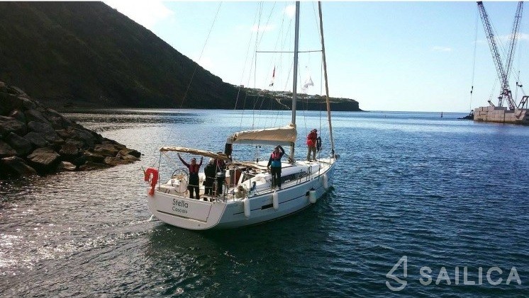 Dufour 410 Grand Large - Yacht Charter Sailica