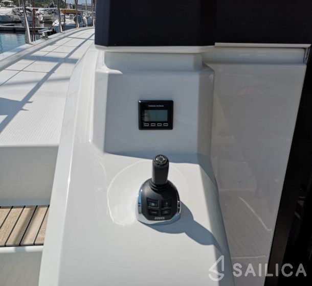 MY 44 - Yacht Charter Sailica