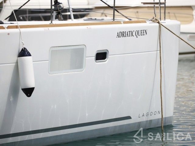 Lagoon 450 S - 4 + 2 cab. - Yacht Charter Sailica