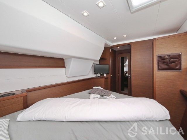 Lagoon 450 S - 4 + 2 cab. - Yacht Charter Sailica