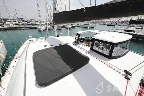Lagoon 450 S - 4 + 2 cab. - Yacht Charter Sailica