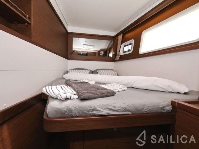 Lagoon 450 S - 4 + 2 cab. - Yacht Charter Sailica