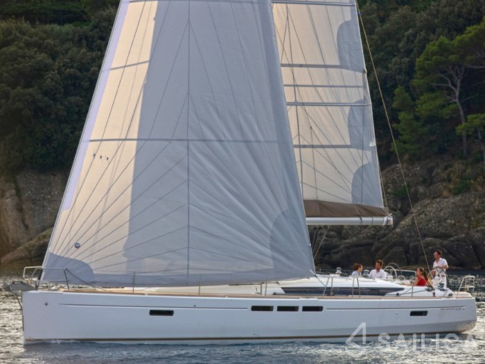 Sun Odyssey 519 - Yacht Charter Sailica