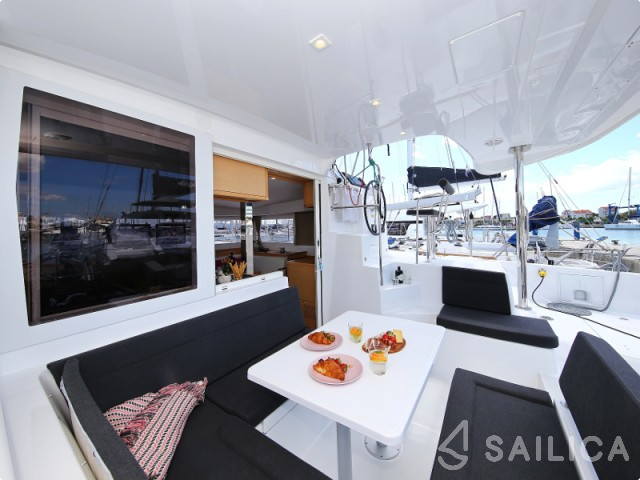 Lagoon 39 - Yacht Charter Sailica