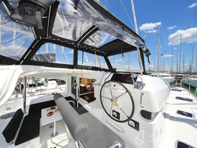 Lagoon 39 - Yacht Charter Sailica