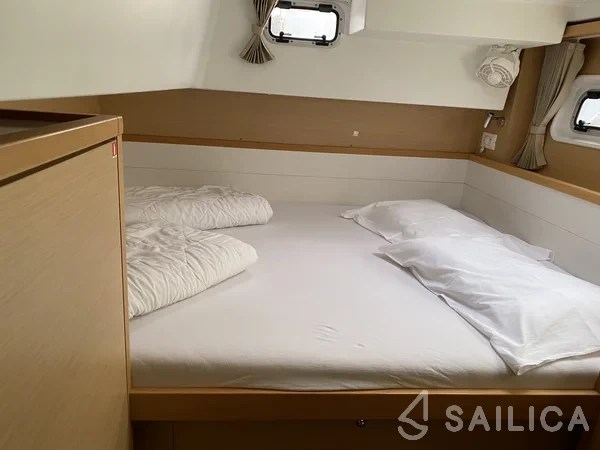 Lagoon 39 - Yacht Charter Sailica