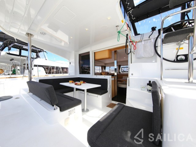 Lagoon 39 - Yacht Charter Sailica