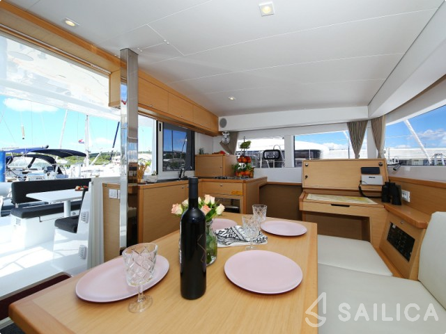 Lagoon 39 - Yacht Charter Sailica