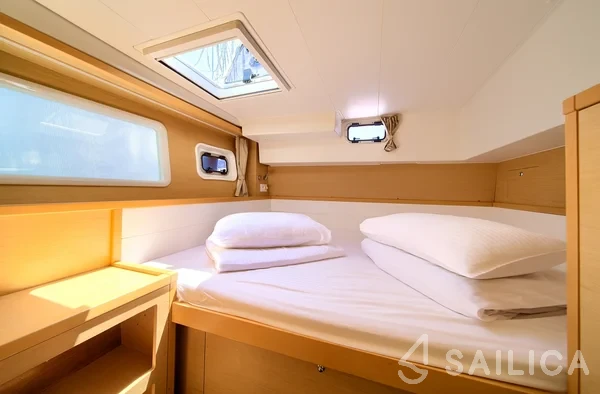 Lagoon 39 - Yacht Charter Sailica