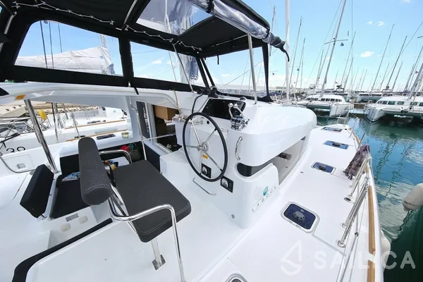 Lagoon 39 - Yacht Charter Sailica