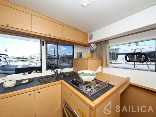 Lagoon 39 - Yacht Charter Sailica