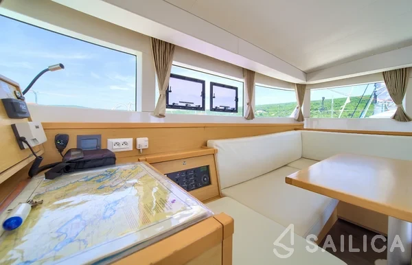 Lagoon 39 - Yacht Charter Sailica