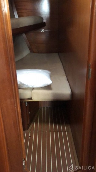 Bavaria 46H - Yacht Charter Sailica