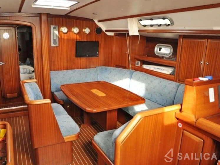 Bavaria 46H - Yacht Charter Sailica