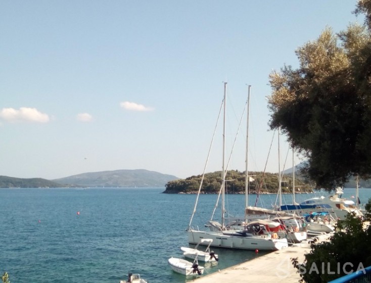 Cyclades 50.5 - Yacht Charter Sailica