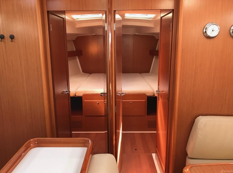 Cyclades 50.5 - Yacht Charter Sailica