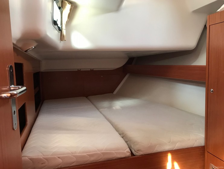 Cyclades 50.5 - Yacht Charter Sailica