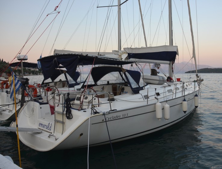 Cyclades 50.5 - Yacht Charter Sailica