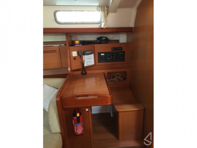 Cyclades 50.5 - Yacht Charter Sailica