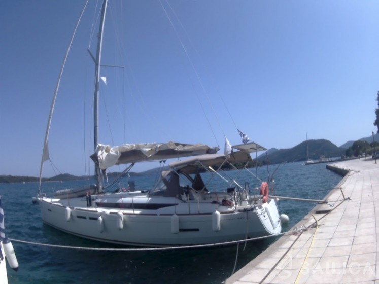 Sun Odyssey 449 - Yacht Charter Sailica