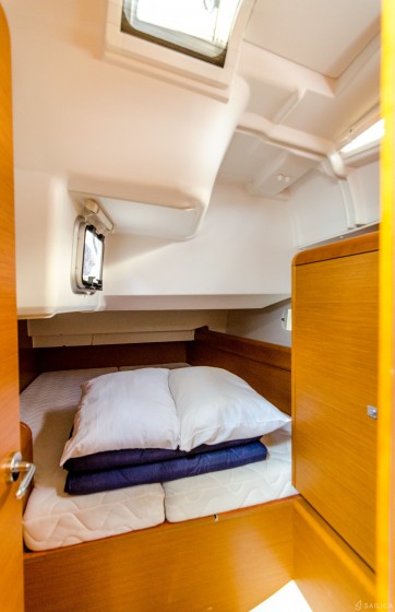 Sun Odyssey 449 - Yacht Charter Sailica