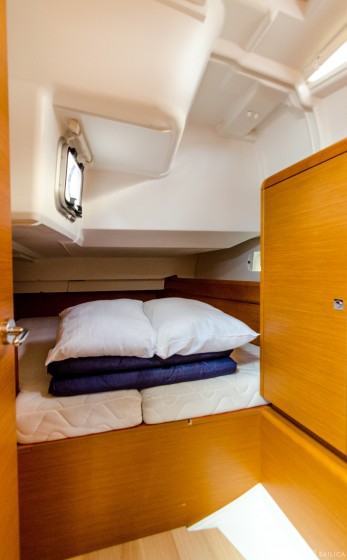 Sun Odyssey 449 - Yacht Charter Sailica