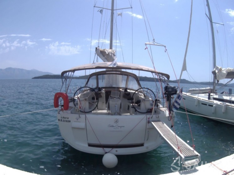 Sun Odyssey 519 - Yacht Charter Sailica