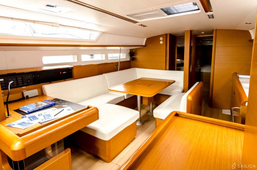 Sun Odyssey 519 - Yacht Charter Sailica