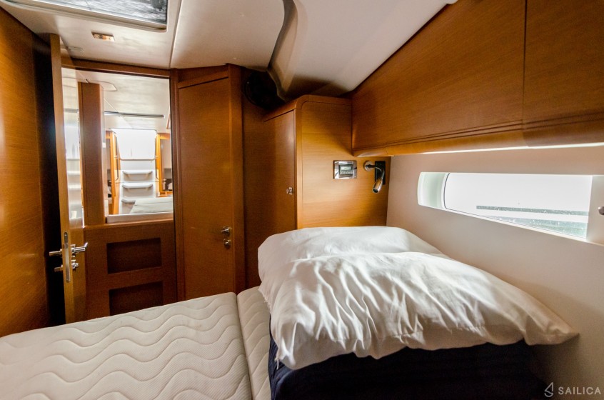 Sun Odyssey 519 - Yacht Charter Sailica