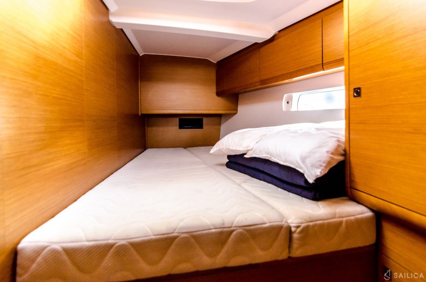 Sun Odyssey 519 - Yacht Charter Sailica