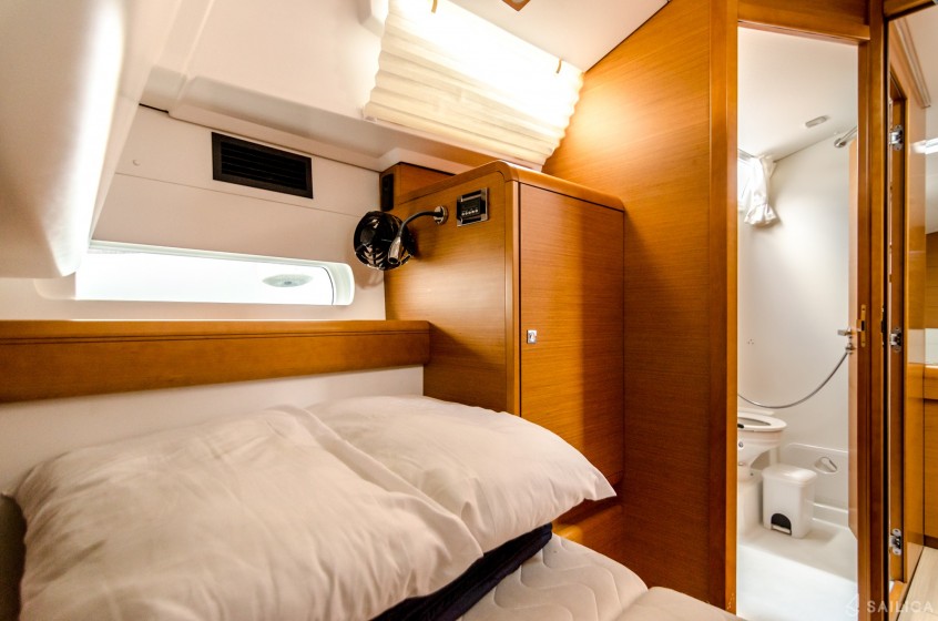 Sun Odyssey 519 - Yacht Charter Sailica