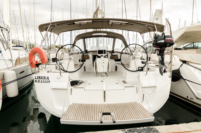 Sun Odyssey 519 - Yacht Charter Sailica