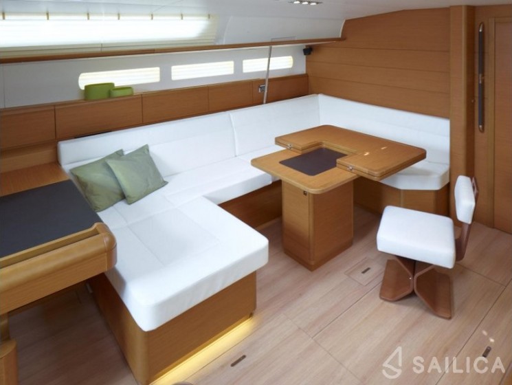 Sun Odyssey 519 - Yacht Charter Sailica