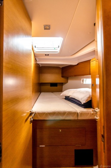 Sun Odyssey 519 - Yacht Charter Sailica