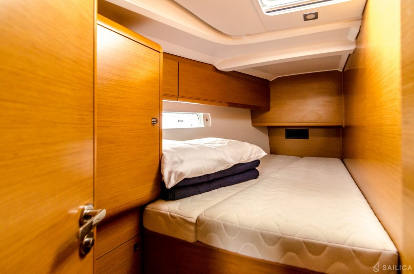 Sun Odyssey 519 - Yacht Charter Sailica
