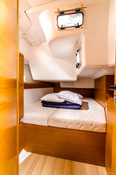 Sun Odyssey 519 - Yacht Charter Sailica