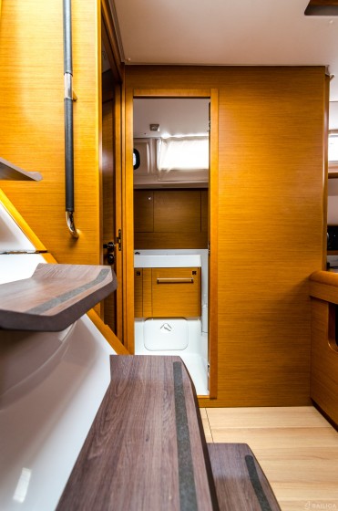 Sun Odyssey 519 - Yacht Charter Sailica