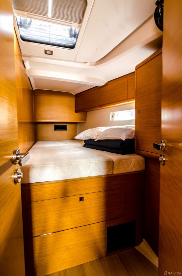 Sun Odyssey 519 - Yacht Charter Sailica